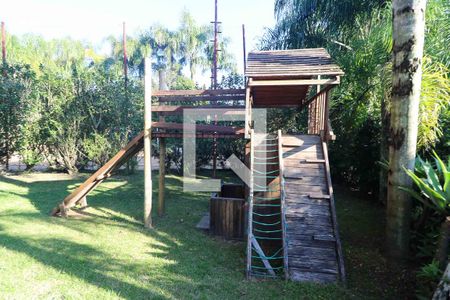 Casa de condomínio à venda com 620m², 3 quartos e 4 vagas Casa de condomínio à venda com 620m², 3 quartos e 4 vagasÁrea comum - Playground