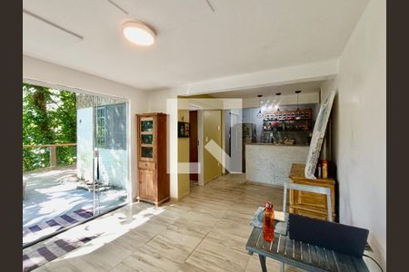 Sala de casa de condomínio para alugar com 1 quarto, 70m² em Gávea, Rio de Janeiro