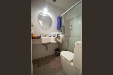 Apartamento à venda com 120m², 3 quartos e sem vagaBanheiro social