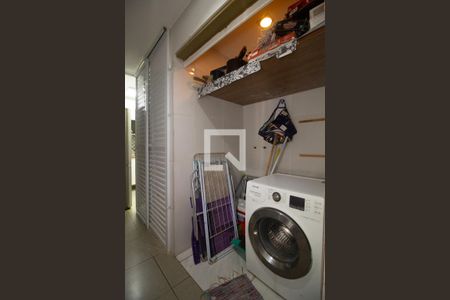 Apartamento à venda com 120m², 3 quartos e sem vagaÁrea de serviço