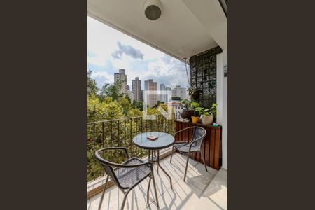 Sacada de apartamento para alugar com 3 quartos, 130m² em Real Parque, São Paulo