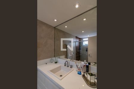 Apartamento para alugar com 130m², 3 quartos e 2 vagasBanheiro