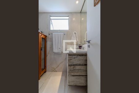 Apartamento para alugar com 130m², 3 quartos e 2 vagasBanheiro