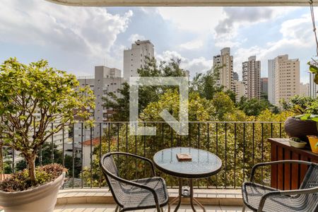 Sacada de apartamento para alugar com 3 quartos, 130m² em Real Parque, São Paulo