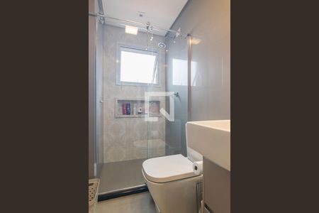 Apartamento à venda com 205m², 3 quartos e 4 vagasBanheiro da Suite 2