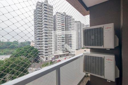 Apartamento à venda com 205m², 3 quartos e 4 vagasVaranda da Suite 2