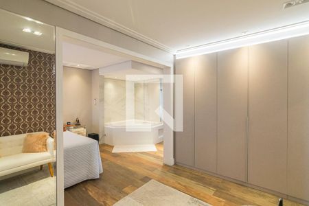 Apartamento à venda com 205m², 3 quartos e 4 vagasCloset da Suite 1