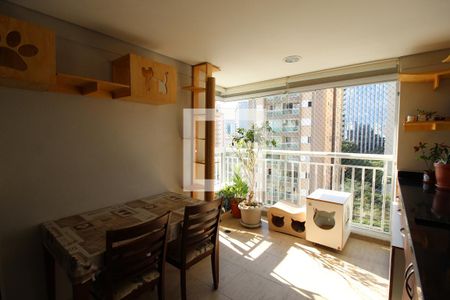 Varanda de apartamento à venda com 2 quartos, 76m² em Vila Olímpia, São Paulo
