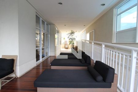 Apartamento à venda com 76m², 2 quartos e 1 vagaÁrea Comum - Lazer