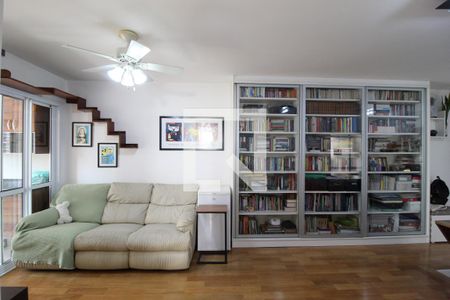 Sala de apartamento à venda com 2 quartos, 76m² em Vila Olímpia, São Paulo