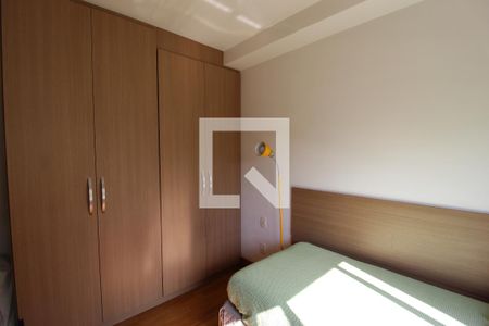 Apartamento à venda com 76m², 2 quartos e 1 vagaQuarto 2