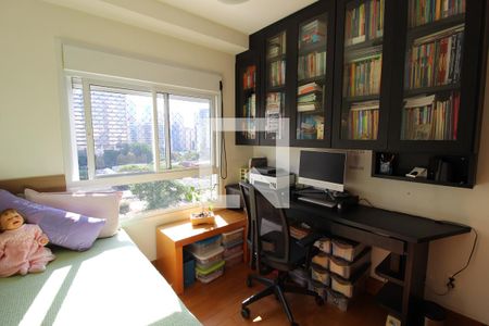 Apartamento à venda com 76m², 2 quartos e 1 vagaQuarto 2