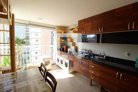 Varanda de apartamento à venda com 2 quartos, 76m² em Vila Olímpia, São Paulo