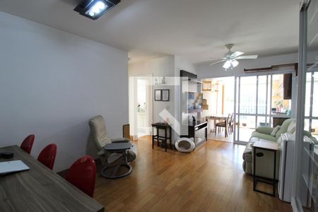 Sala de apartamento à venda com 2 quartos, 76m² em Vila Olímpia, São Paulo