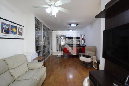 Sala de apartamento à venda com 2 quartos, 76m² em Vila Olímpia, São Paulo