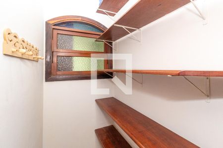 Casa para alugar com 110m², 2 quartos e 2 vagasDespensa