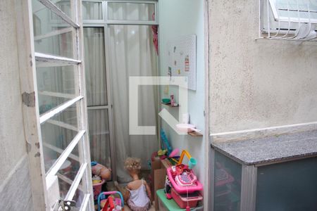 Apartamento à venda com 84m², 2 quartos e 1 vagaÁrea de Serviço