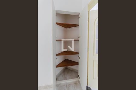 Apartamento para alugar com 62m², 1 quarto e sem vagaCorredor - Armário