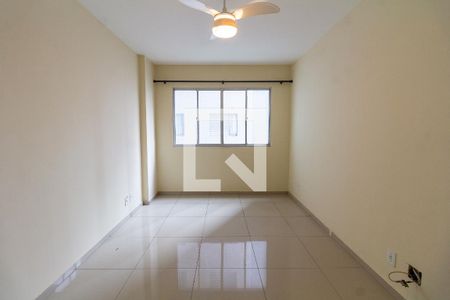 Apartamento para alugar com 73m², 1 quarto e 1 vagaSala