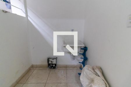 Casa para alugar com 30m², 1 quarto e sem vaga