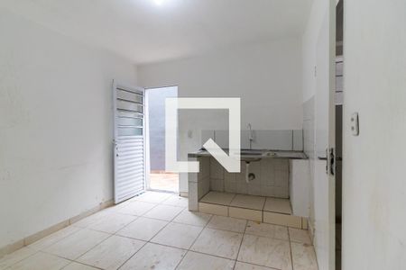 Casa para alugar com 30m², 1 quarto e sem vaga