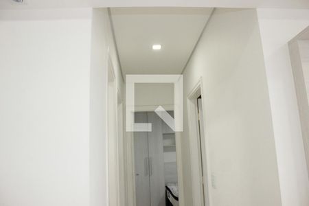 Corredor dos quartos de apartamento para alugar com 3 quartos, 67m² em Macedo, Guarulhos