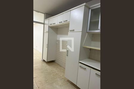Casa para alugar com 250m², 3 quartos e sem vagaFoto 05