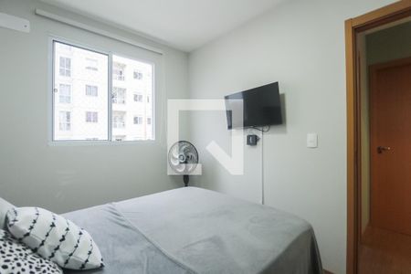 Quarto 1 de apartamento para alugar com 2 quartos, 48m² em Parque Santa Fé, Porto Alegre