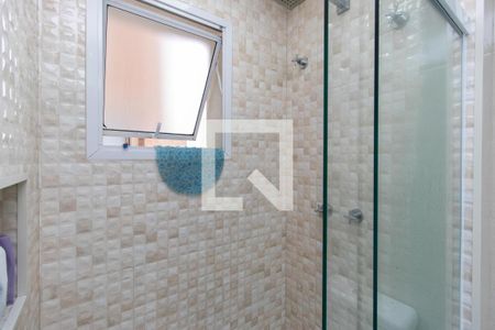 Apartamento à venda com 100m², 2 quartos e 2 vagas Apartamento à venda com 100m², 2 quartos e 2 vagasBanheiro da Suíte