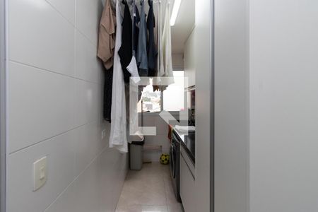 Apartamento à venda com 100m², 2 quartos e 2 vagas Apartamento à venda com 100m², 2 quartos e 2 vagasLavanderia