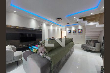 Sala de casa de condomínio à venda com 4 quartos, 300m² em Jardim Prudência, São Paulo