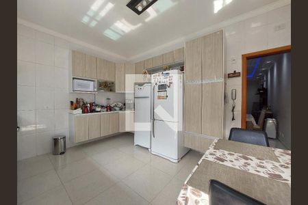 Casa de condomínio à venda com 300m², 4 quartos e 4 vagasCozinha