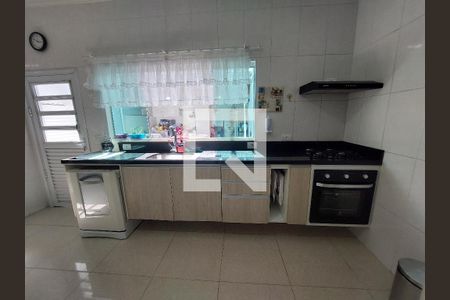 Casa de condomínio à venda com 300m², 4 quartos e 4 vagasCozinha