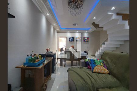 Sala de casa de condomínio à venda com 4 quartos, 300m² em Jardim Prudência, São Paulo