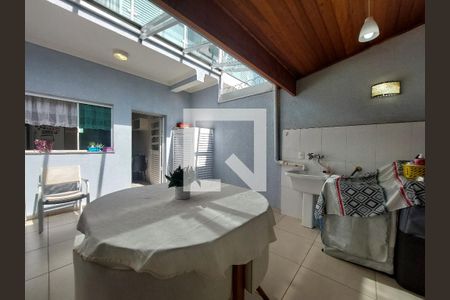 Casa de condomínio à venda com 300m², 4 quartos e 4 vagasEspaço Gourmet 