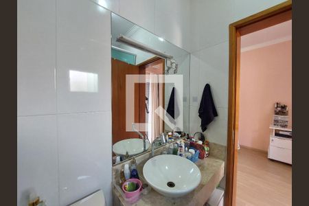 Casa de condomínio à venda com 300m², 4 quartos e 4 vagasBanheiro 1