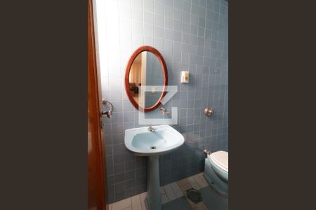 Casa à venda com 190m², 4 quartos e 6 vagasLavabo