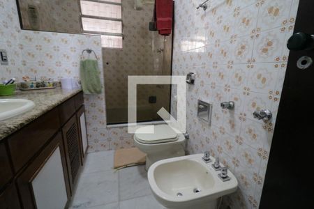 Casa à venda com 190m², 4 quartos e 6 vagasBanheiro Social