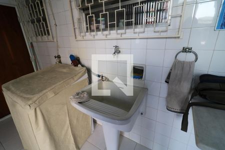 Casa à venda com 190m², 4 quartos e 6 vagasÁrea de Serviço