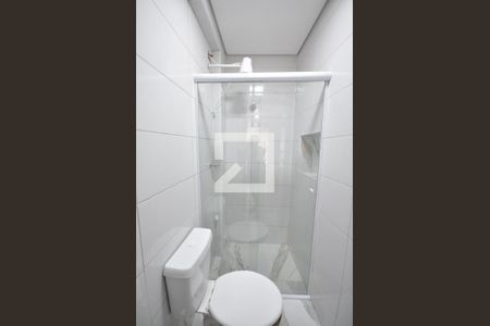 Banheiro de casa para alugar com 2 quartos, 107m² em Vila Paulistana, São Paulo