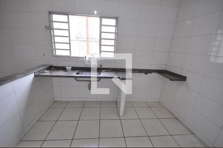 Cozinha de casa para alugar com 2 quartos, 107m² em Vila Paulistana, São Paulo