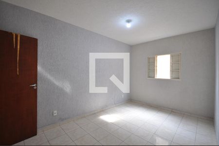 Quarto 2 de casa para alugar com 2 quartos, 107m² em Vila Paulistana, São Paulo