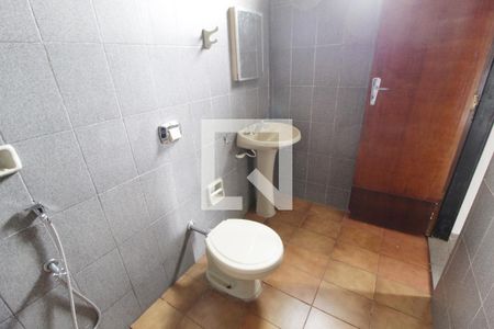 Casa para alugar com 341m², 3 quartos e 2 vagasBanheiro do Quarto 3