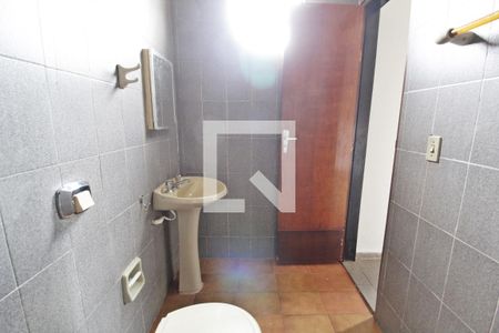 Casa para alugar com 341m², 3 quartos e 2 vagasBanheiro do Quarto 3