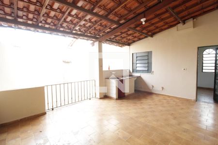 Casa para alugar com 341m², 3 quartos e 2 vagasÁrea de Serviço