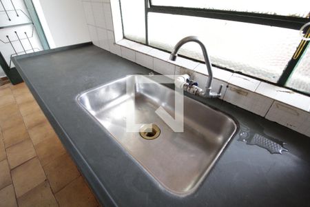 Casa para alugar com 341m², 3 quartos e 2 vagasCozinha