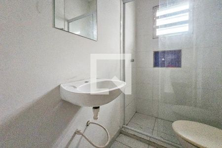 Banheiro de casa para alugar com 1 quarto, 23m² em Vila Santo Antônio, Guarujá