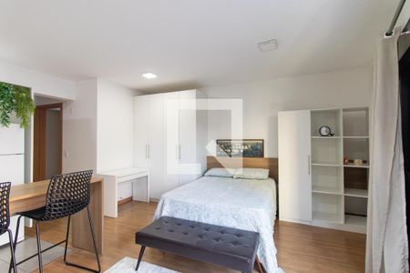 Sala/Quarto de apartamento para alugar com 1 quarto, 27m² em Água Verde, Curitiba