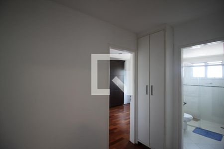 Apartamento à venda com 140m², 4 quartos e 2 vagasCorredor