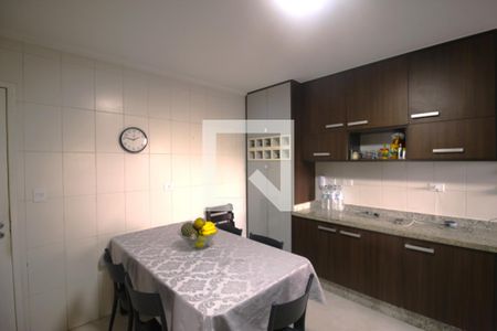 Apartamento à venda com 140m², 4 quartos e 2 vagasCozinha